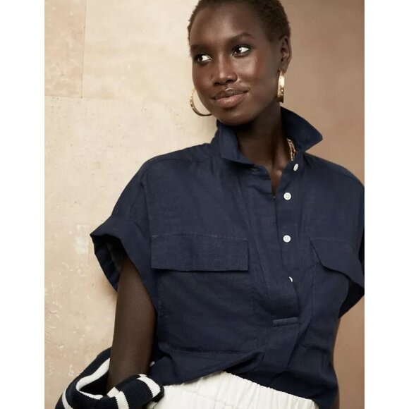 Banana Republic Cotton Essential Roll-Cuff Shirt in Indigo | Size Small - Picture 2 of 6